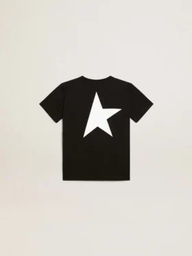 Camiseta negra con logotipo blanco en contraste en la parte delantera y una estrella gigante en la espalda