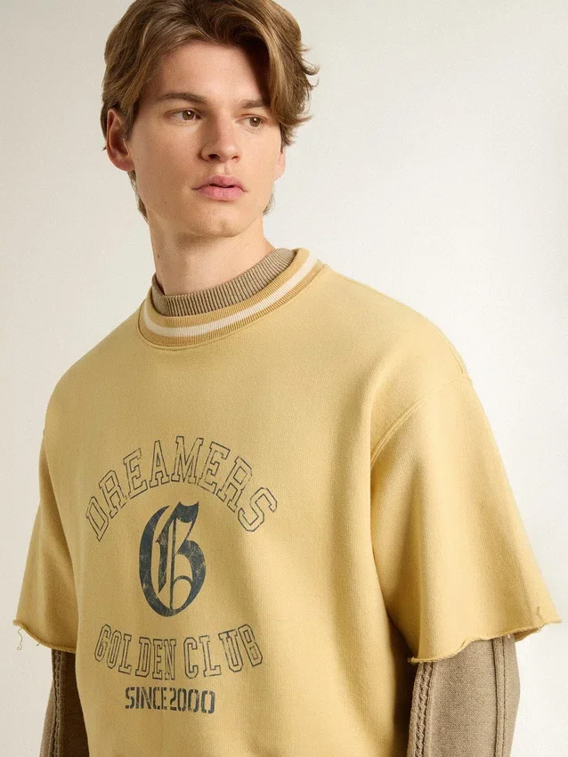 Camiseta oversize de algodón amarilla para hombre con estampado azul