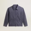 Chaqueta azul de hombre de algodón vaquero con acabado desgastado