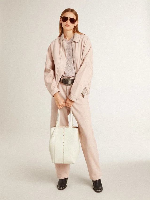 Chaqueta bomber de denim teñida de rosa para mujer
