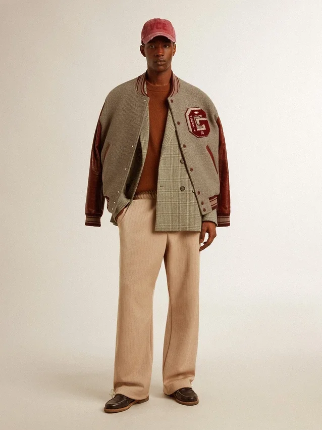 Chaqueta bomber de lana gris jaspeada con mangas de piel