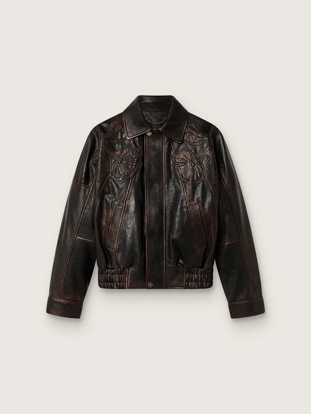 Chaqueta bomber de mujer en piel napa burdeos oscuro con bordados florales