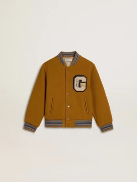 Chaqueta bomber infantil de lana en amarillo ocre con parche