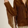 Chaqueta de ante color tabaco para mujer con flecos