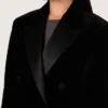Chaqueta de doble botonadura para mujer en terciopelo negro con solapas de satén negro
