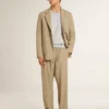 Chaqueta de hombre de corte oversize, de un solo pecho y con rayas finas en color beige