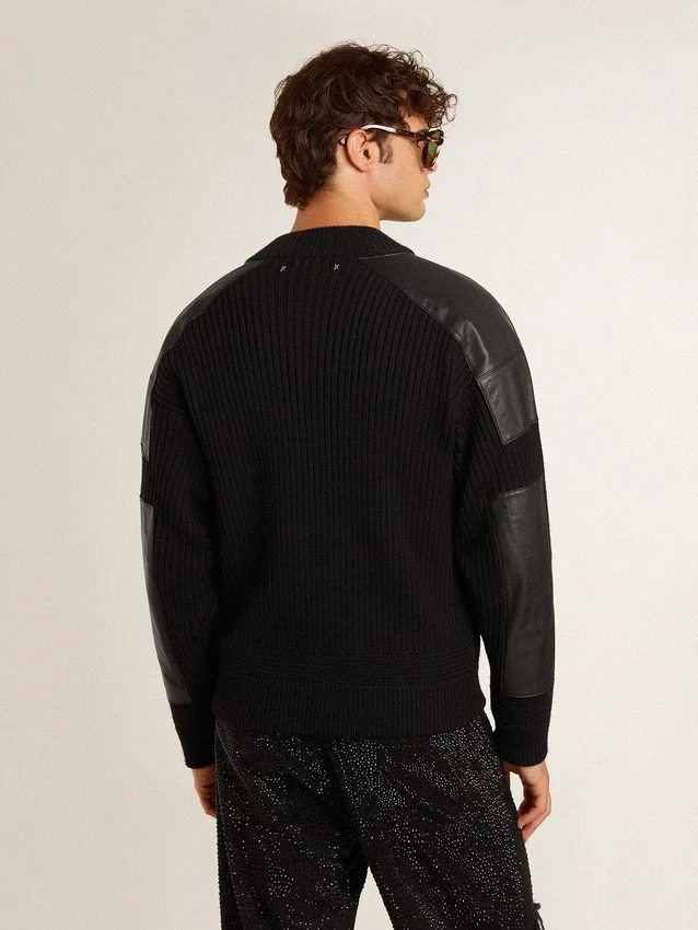 Chaqueta de lana merina negra para hombre con parches de cuero