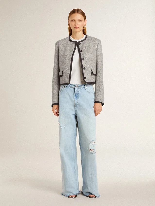 Chaqueta de mujer de lana y seda gris con ribetes de ante negro