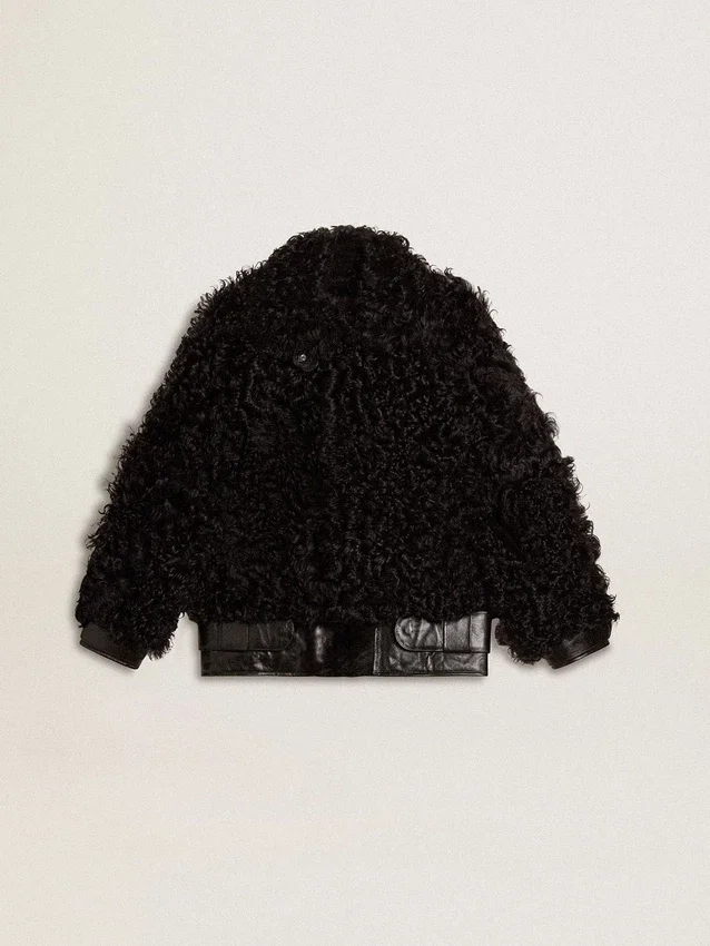 Chaqueta de piel de oveja negra para mujer