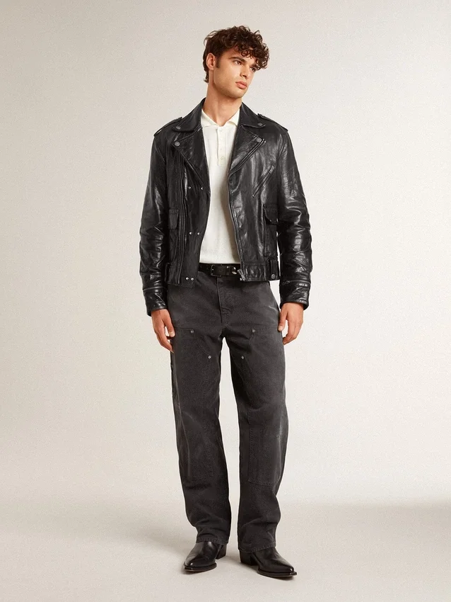 Chaqueta motera de cuero negro para hombre con efecto brillante