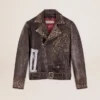 Chaqueta motera de cuero para hombre con tachuelas martilladas y cinta adhesiva