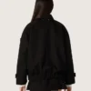 Chaqueta oversize para mujer en sarga de algodón negra con bordado floral de lentejuelas
