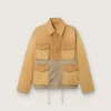 Chaqueta safari unisex de algodón en tonos beige y verde militar con bolsillos extragrandes
