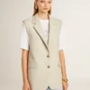 Chaqueta sin mangas de mezcla de lana en color caqui para mujer