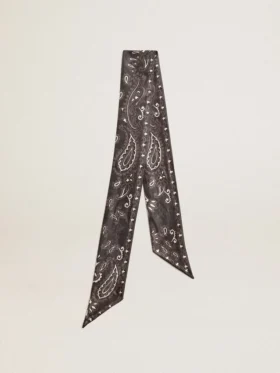 Cinta de sarga de seda negra con estampado de paisley