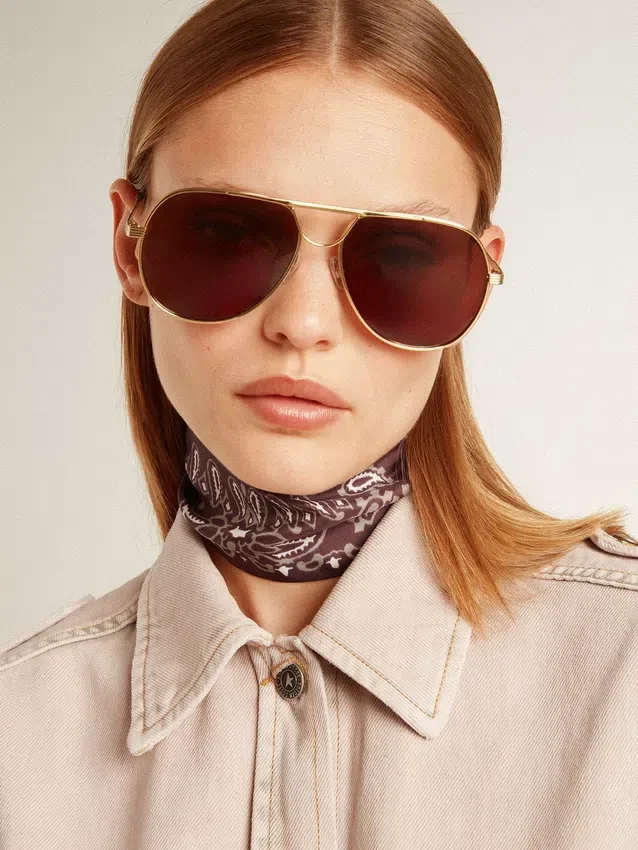 Cinta de sarga de seda negra con estampado de paisley