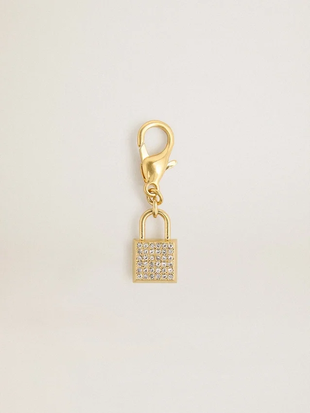 Colgante con forma de candado de latón dorado con cristales