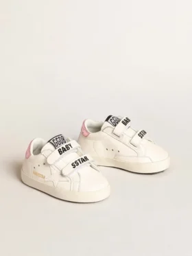 Conjunto escolar para bebé en piel napa blanca con lengüeta del talón de piel rosa