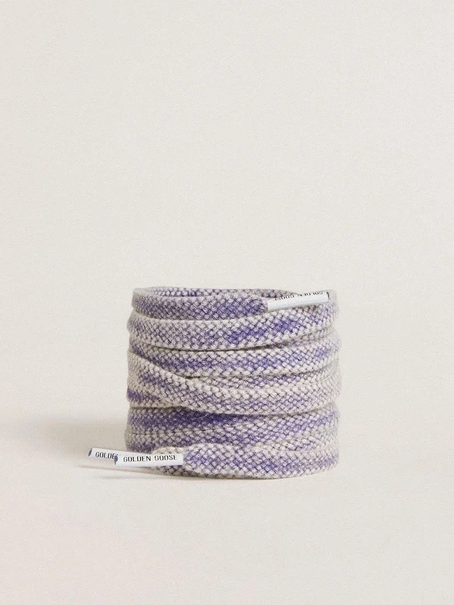 Cordones de algodón en tono morado desgastado con puntas con logotipo