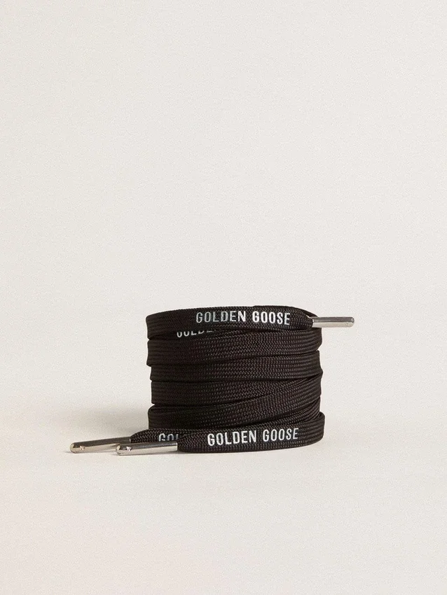 Cordones de algodón negros con logotipo plateado en contraste