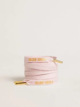 Cordones de algodón rosa con logotipo en color dorado a contraste