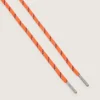 Cordones de senderismo naranjas con detalles en gris y negro