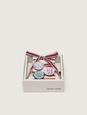 Cordones multicolores «Pieles» con alfileres