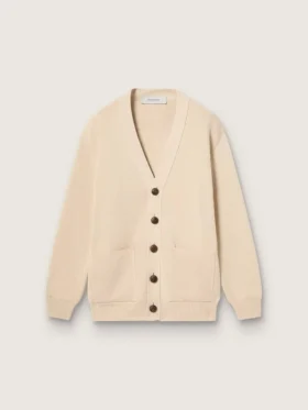 Cárdigan beige de mujer con la inscripción «Golden» en la espalda