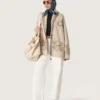 Cárdigan de mujer con cinturón, en mezcla de lana beige con bordados en contraste
