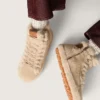 Francy para mujer en piel de oveja beige con estrella de cuero marrón
