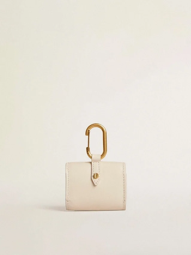 Funda para AirPods en color blanco desgastado