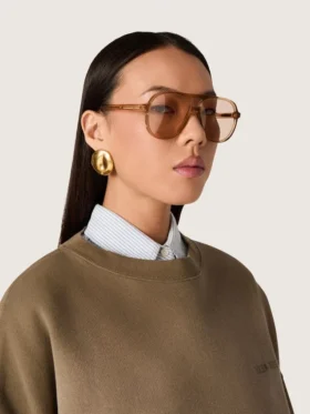 Gafas de sol de estilo aviador con montura y lentes de color miel