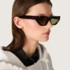 Gafas de sol de estilo rectangular con montura marrón habana