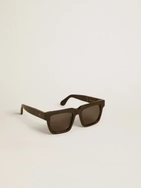 Gafas de sol Jamie de estilo cuadrado con montura negra y logotipo dorado