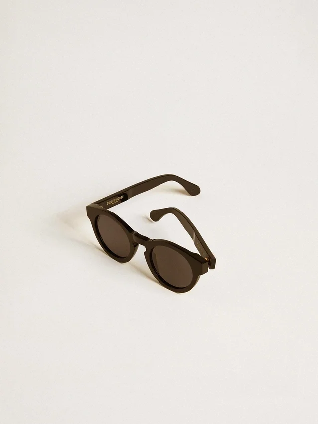 Gafas de sol Panthos de estilo cuadrado con montura y lentes negras