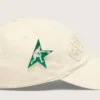 Gorra de béisbol color crema con parche «dorado» tono sobre tono y pin de estrella verde