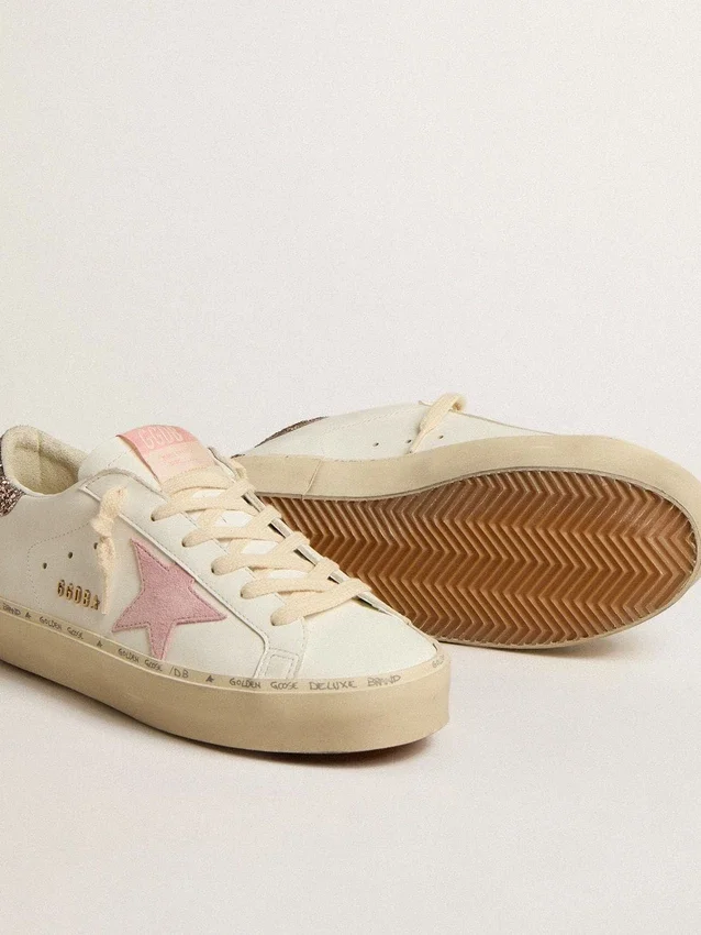 Hi Star en piel blanca con estrella de ante rosa y lengüeta del talón con purpurina rosa