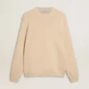 Jersey de cuello redondo beige para hombre con la inscripción «Golden» en la espalda