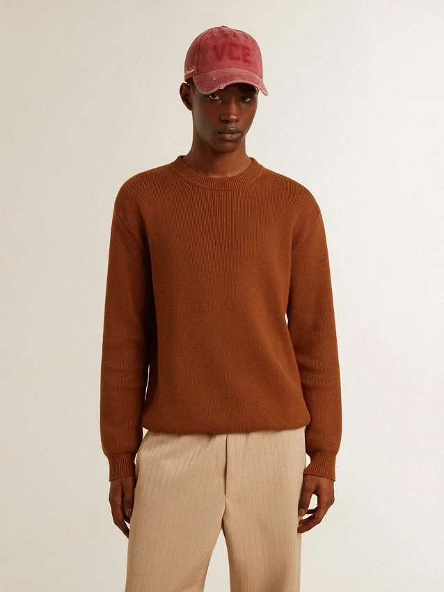 Jersey de cuello redondo para hombre con logotipo en la espalda