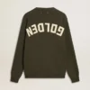 Jersey de cuello redondo para hombre en verde militar con letras «doradas» en la espalda