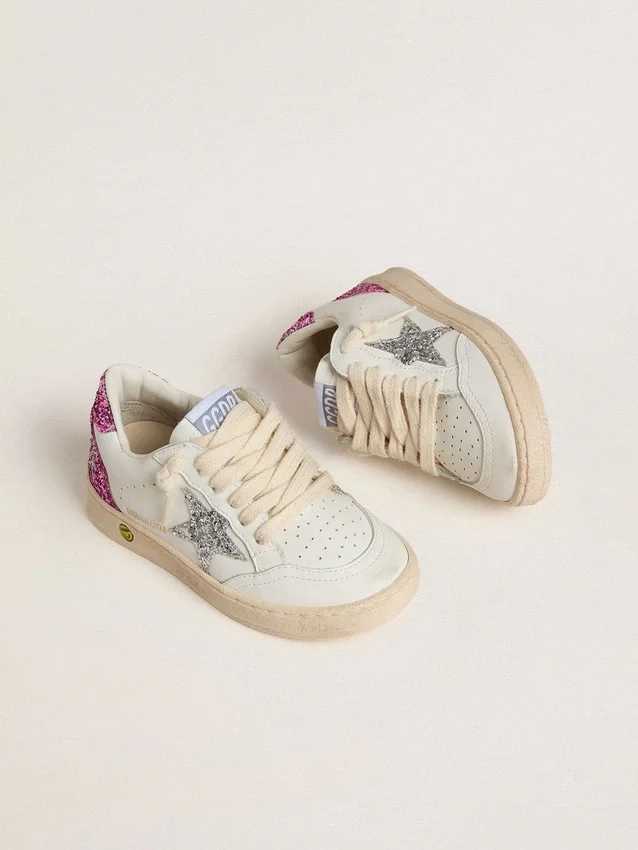 Junior Ball Star con estrella plateada brillante y lengüeta del talón rosa brillante