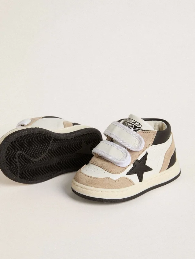 Junior June en napa con inserciones de ante y estrella de piel negra