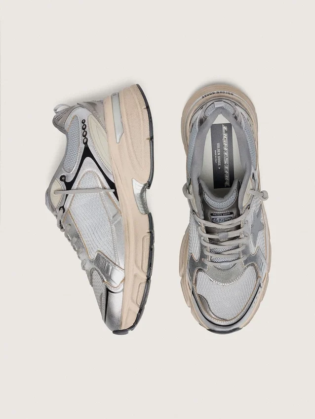 Lightstar para hombre en malla gris y piel napa plateada con estrella de TPU gris