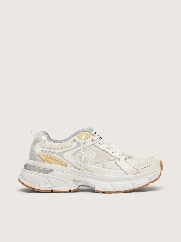Lightstar para mujer en piel blanca y malla con estrella en blanco desgastado