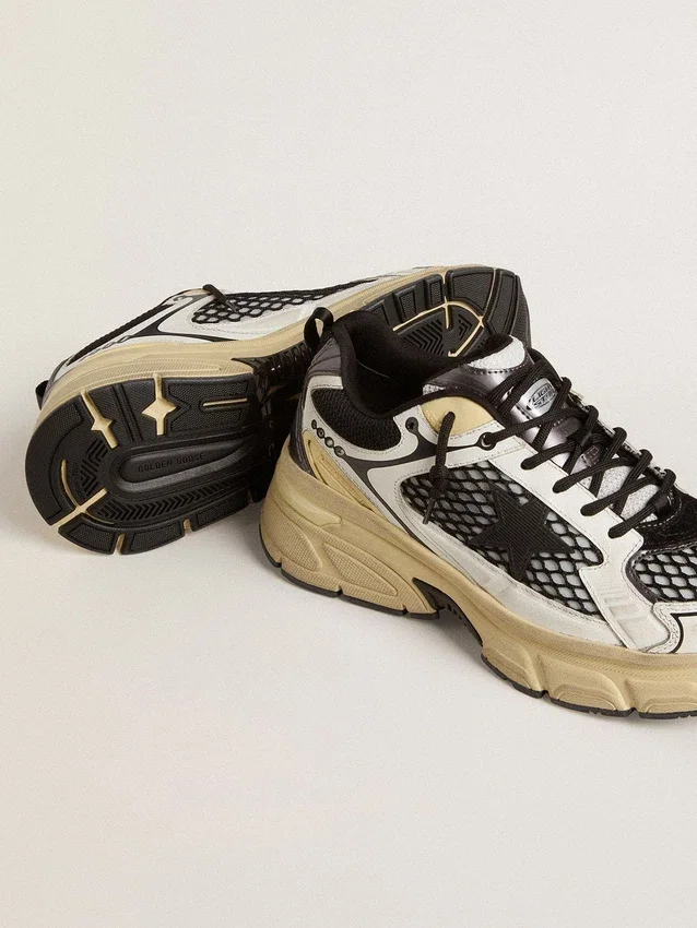 Lightstar para hombre en piel blanca y malla negra con estrella de TPU negra