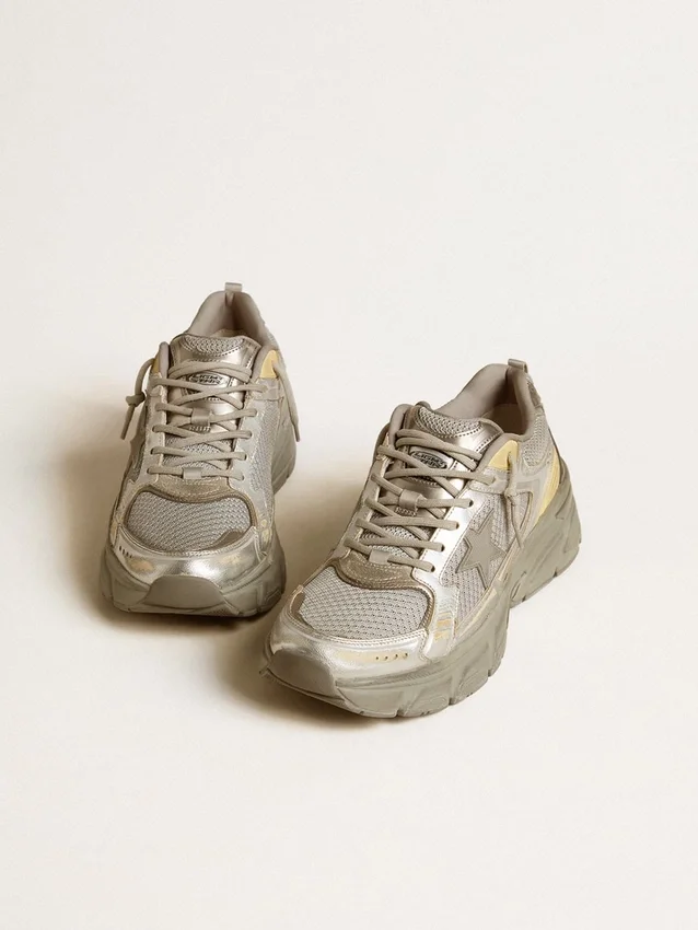 Lightstar para hombre en piel metalizada y malla plateada con estrella gris