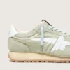 Marathon para hombre en nailon verde salvia con estrella blanca