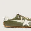 Marathon Speed para hombre en piel verde oliva con estrella color crema