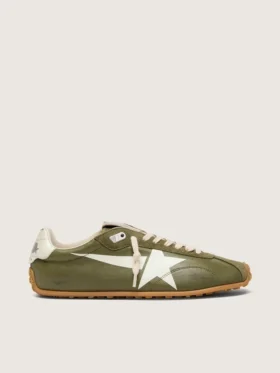 Marathon Speed para mujer en piel verde oliva con estrella color crema
