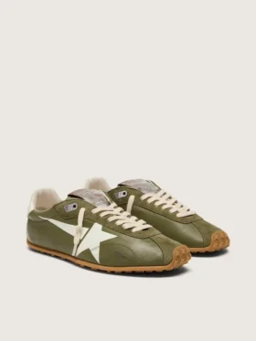 Marathon Speed para mujer en piel verde oliva con estrella color crema